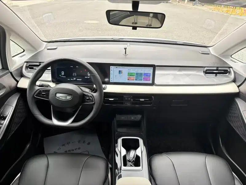 Geely Geometry E Firefly 2024 Model 301KM Streamer — миниатюра 10