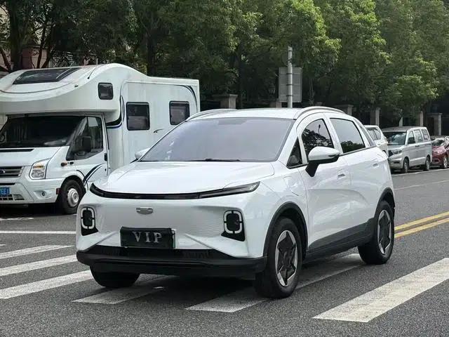 Geely Geometry E Firefly 2024 Model 301KM Streamer