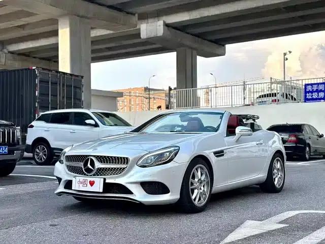 Mercedes-Benz SLK-Class 2011 SLK 200 Fashion Edition