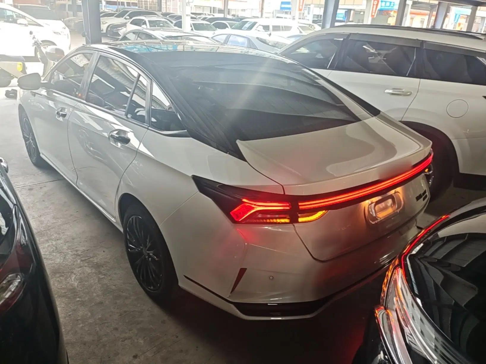 Dongfeng Aeolus Yixuan MAX 2021 1.5T Super Cool Trendy Dad Edition — миниатюра 5