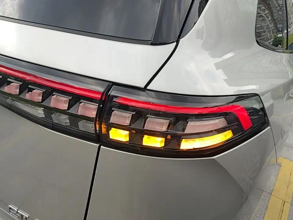Dongfeng eπ eπ008 2025 210Max Range-Extended Version 5 Seats — миниатюра 9
