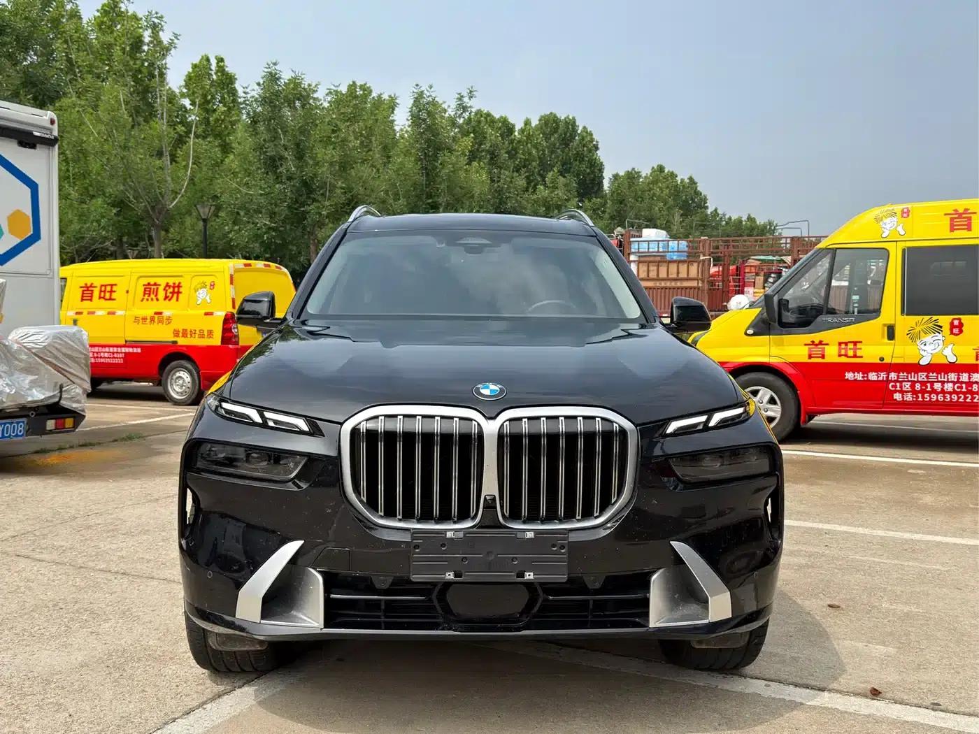 BMW X7 2024 xDrive40i Leading Luxury Package — миниатюра 1