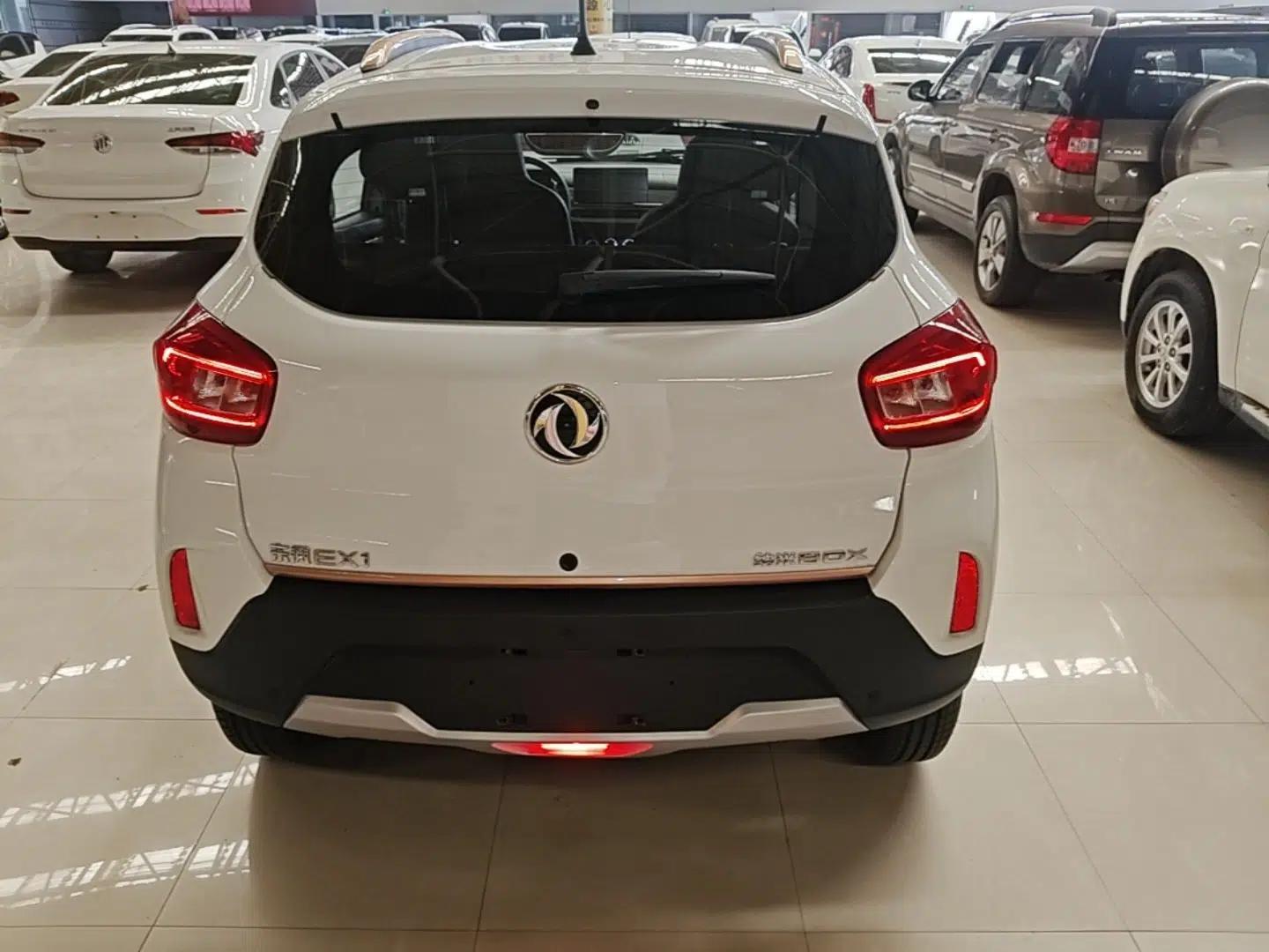 Dongfeng NAMMI BOX 2022 Chasing Wind Edition 331KM Advanced Model — миниатюра 5