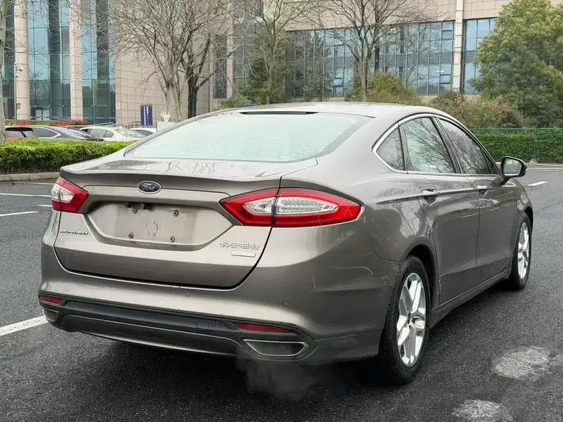 2013 Ford Mondeo 1.5L GTDi180 Fashion Edition — миниатюра 6