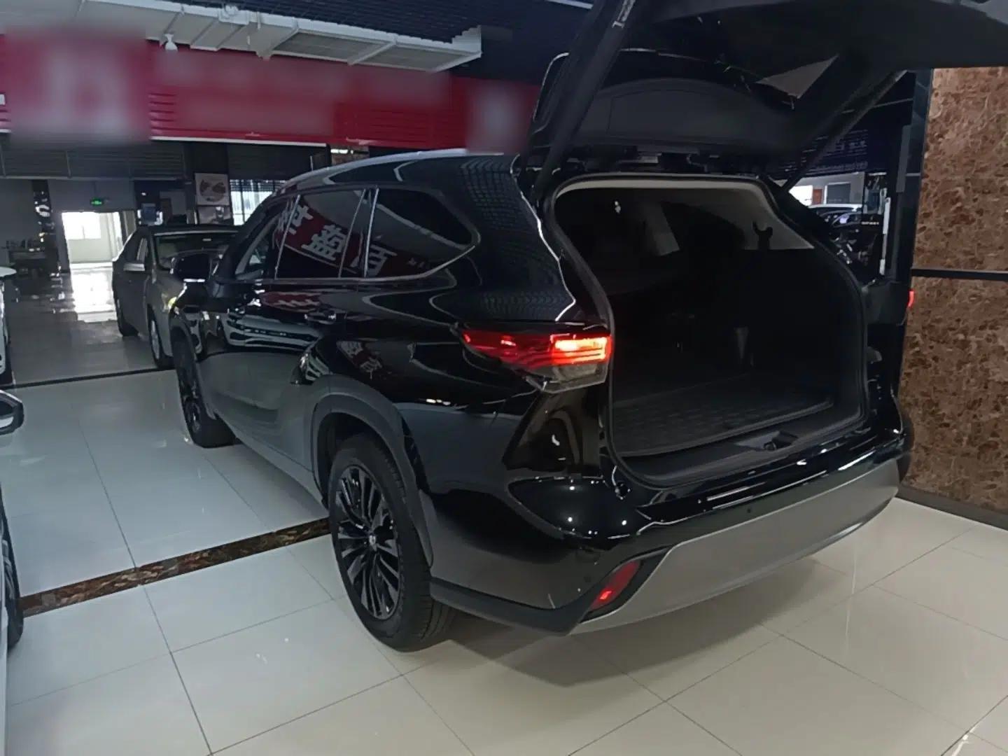 Toyota Highlander 2022 380T Four-Wheel Drive Ultimate 7-Seater — миниатюра 4