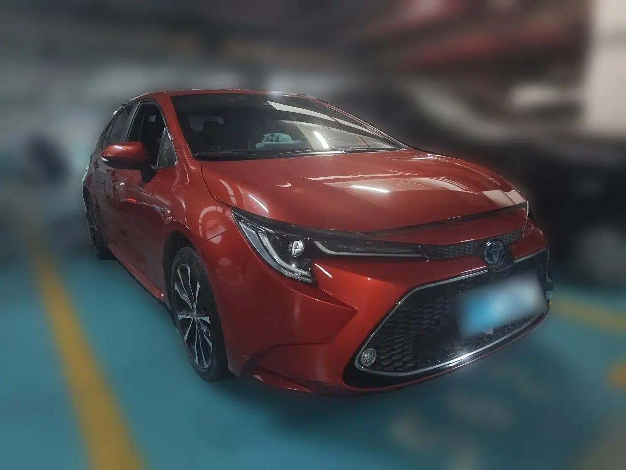 Toyota Levin 2019 Dual-Engine 1.8H E-CVT Sport Edition China VI Standard — миниатюра 3