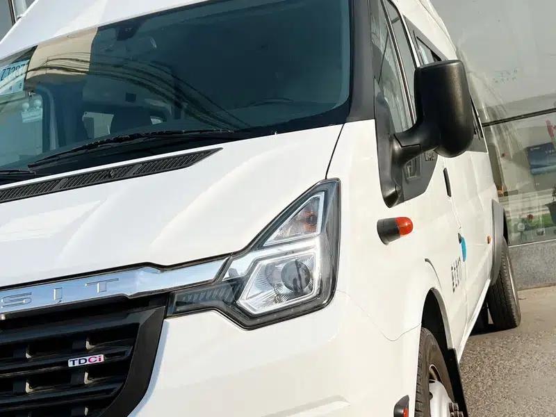 New Generation Ford Transit 2021 Pro 2.2T Automatic (Included) Standard Passenger Van with Extended Wheelbase, Dual Rear Tires (with Side Door), 17 Seats, High Roof — миниатюра 8