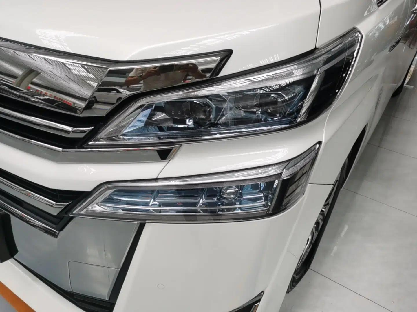 Toyota Vellfire 2019 Dual-Engine 2.5L HV Prestige Edition — миниатюра 8