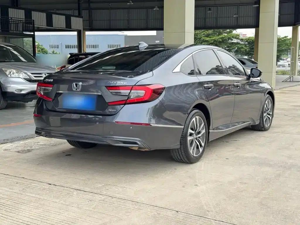 2022 Honda Accord Hybrid 2.0L Elite Edition — миниатюра 10
