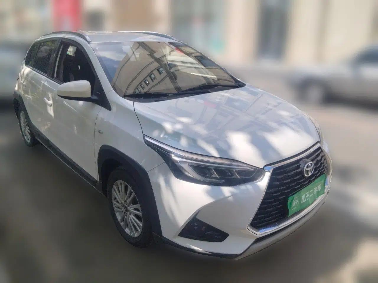 Toyota YARiS L Zhi Xuan 2022 1.5L CVT Leading PLUS Edition — миниатюра 3