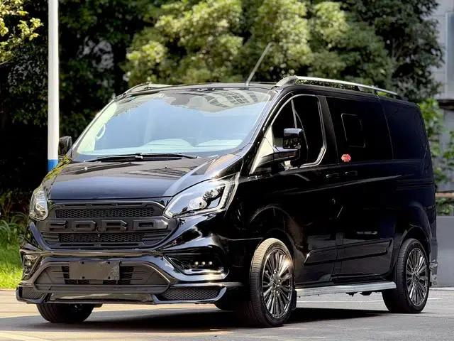Tourneo 2022 2.0T Automatic Front-Wheel Drive 7-Seater Factory Custom Edition