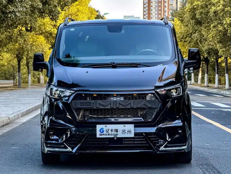 Tourneo 2025 2.0T Automatic Front-Wheel Drive 7-Seater Factory Custom Edition — миниатюра 2