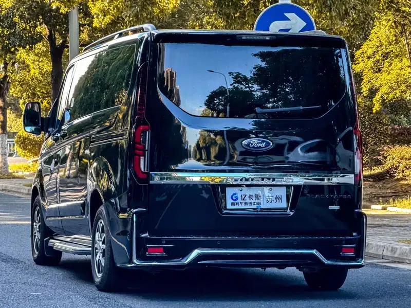 Tourneo 2025 2.0T Automatic Front-Wheel Drive 7-Seater Factory Custom Edition — миниатюра 21