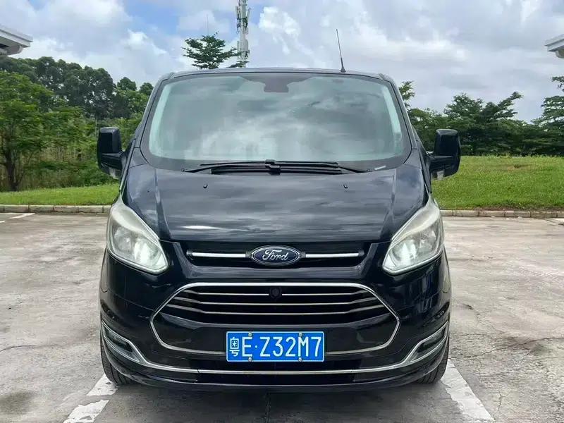 Tourneo 2017 2.0T Automatic Elite Edition — миниатюра 2