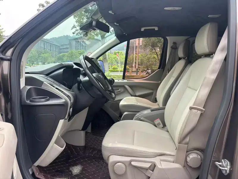 Tourneo 2016 2.0T Manual Elite Edition — миниатюра 10