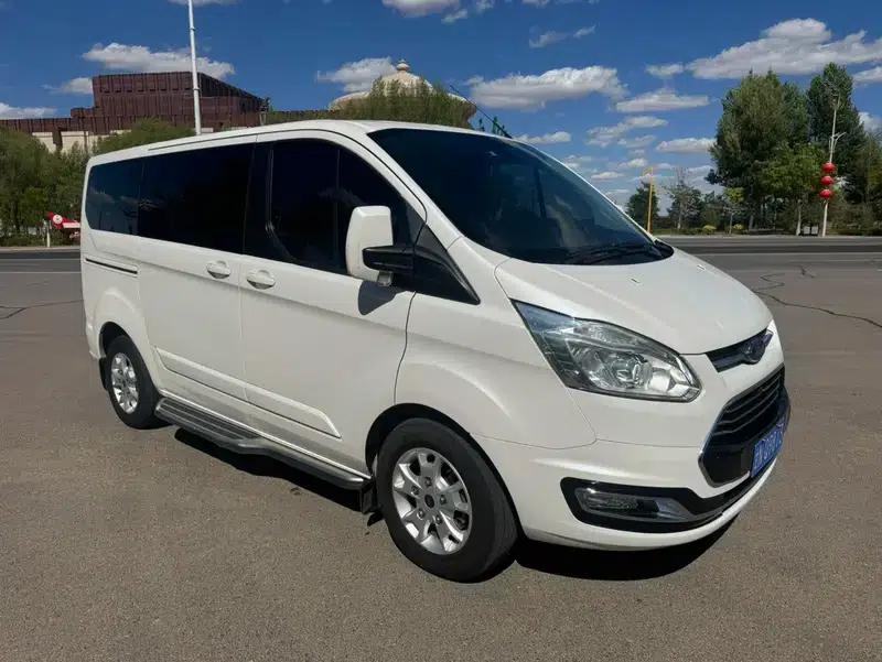 Tourneo 2017 2.0T Automatic Elite Edition — миниатюра 3