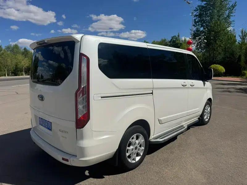 Tourneo 2017 2.0T Automatic Elite Edition — миниатюра 6