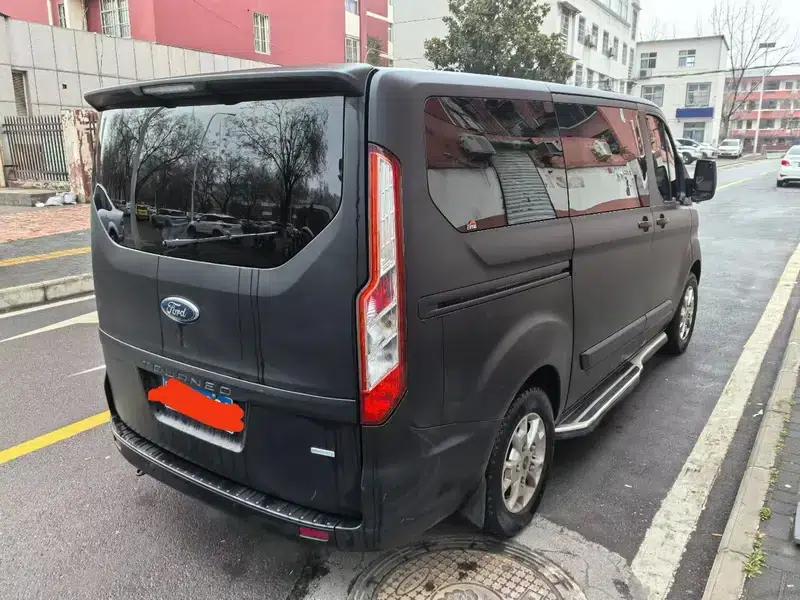 Tourneo 2017 2.0T Automatic Elite Edition — миниатюра 5