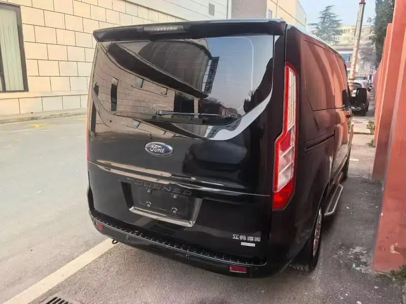 Tourneo 2020 Facelift 2.0T Automatic Elite Edition — миниатюра 6