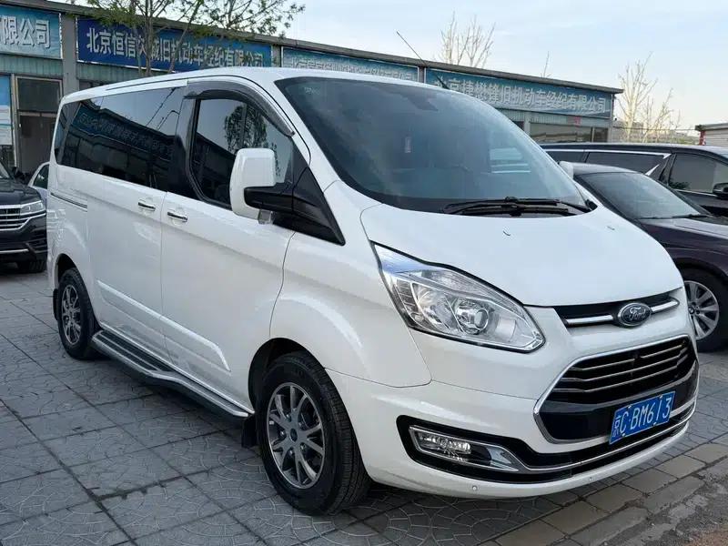 Tourneo 2017 2.0T Automatic Elite Edition — миниатюра 3