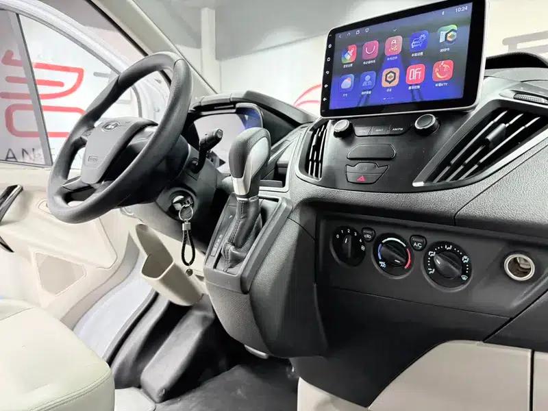 Tourneo 2020 Facelift 2.0T Automatic Elite Edition — миниатюра 11