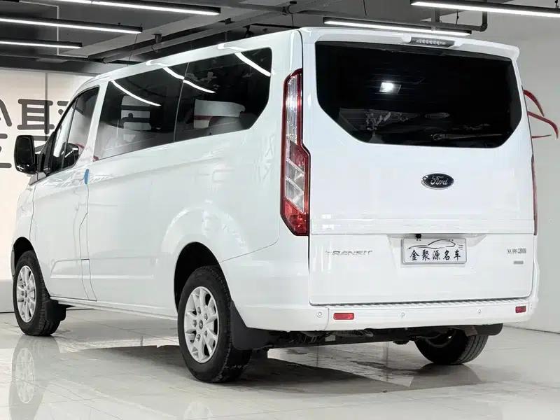 Tourneo 2020 Facelift 2.0T Automatic Elite Edition — миниатюра 4
