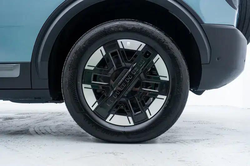 Ford Motor Romper 2026 Long Beach Extended Range — миниатюра 9