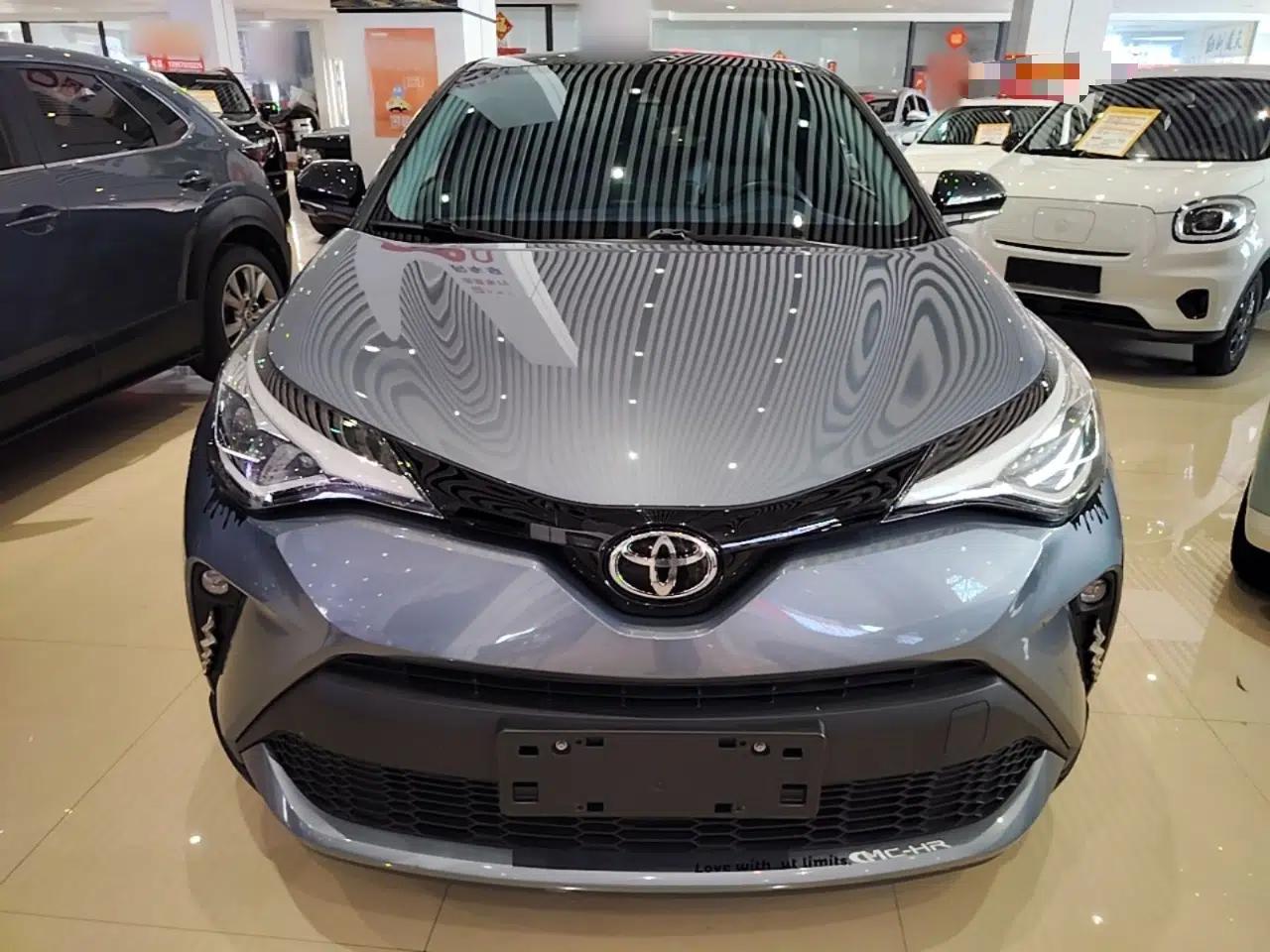Toyota C-HR 2021 2.0L Luxury Edition — миниатюра 2