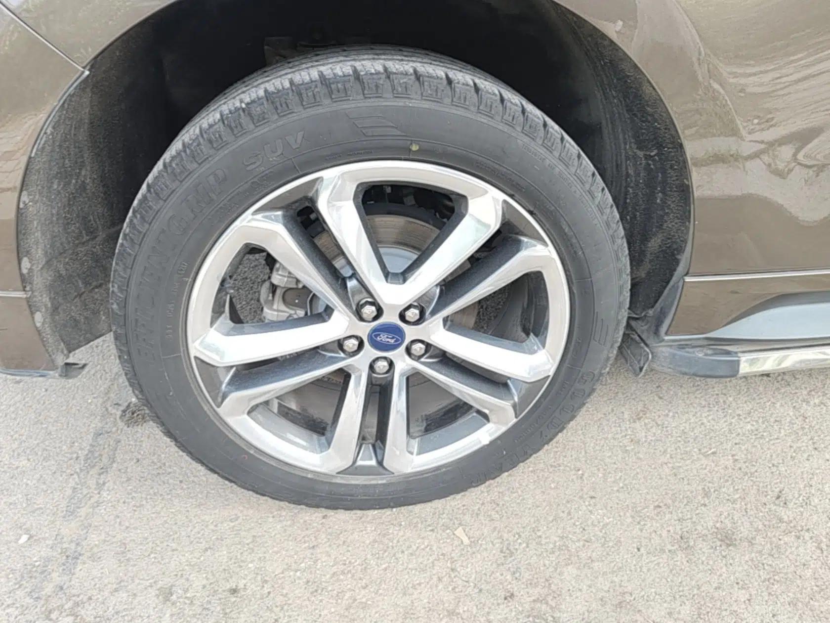 Ford Edge 2018 EcoBoost 245 Two-Wheel-Drive Sporty 7-Seater — миниатюра 11