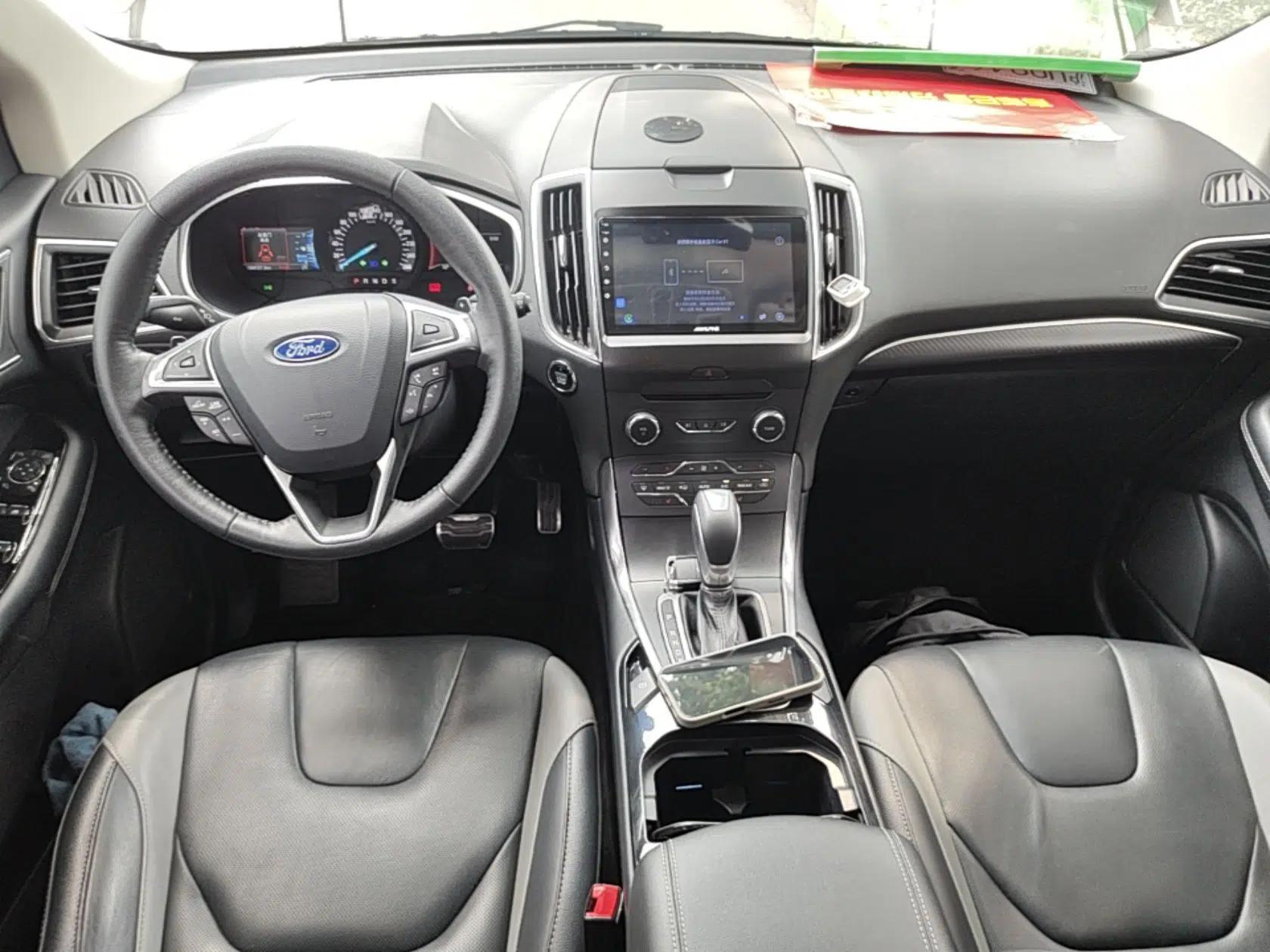 Ford Edge 2018 EcoBoost 245 Two-Wheel-Drive Sporty 7-Seater — миниатюра 12