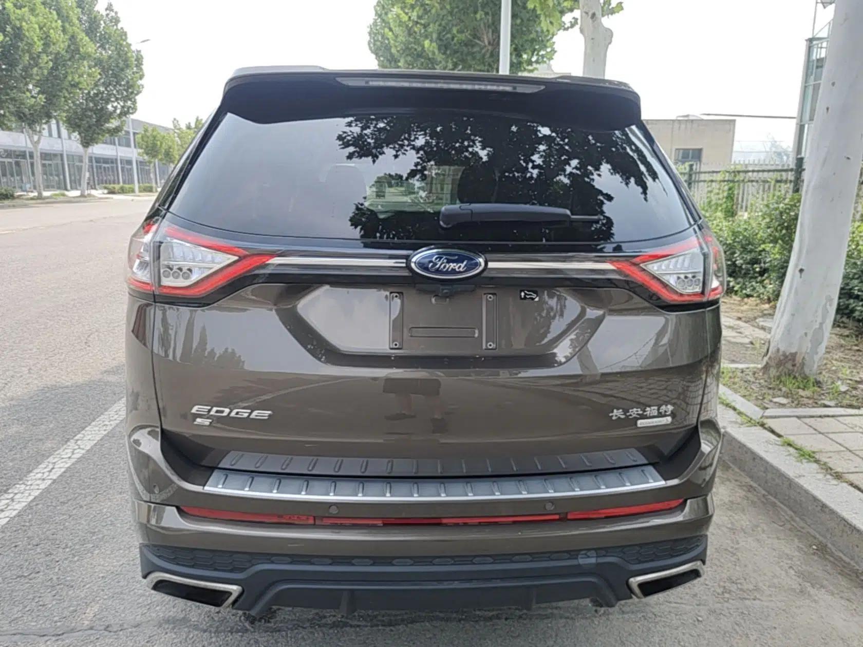 Ford Edge 2018 EcoBoost 245 Two-Wheel-Drive Sporty 7-Seater — миниатюра 5