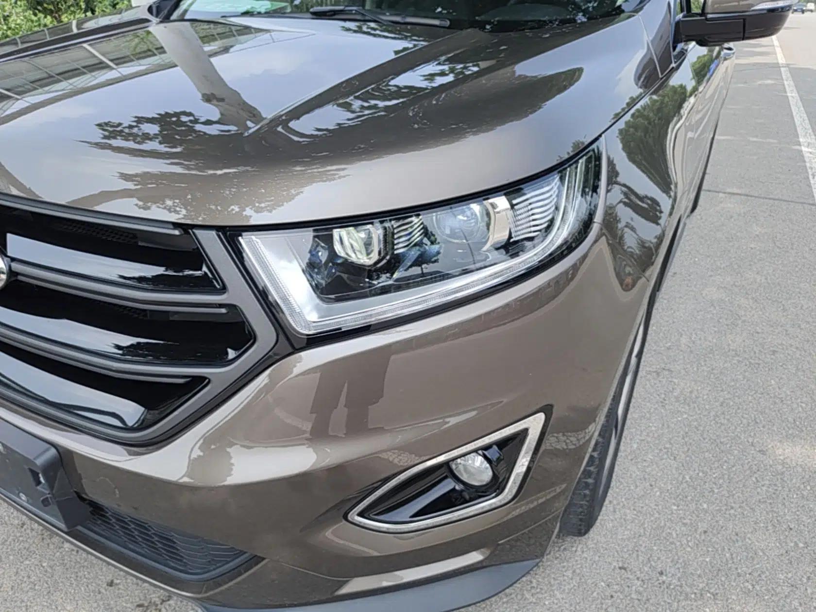 Ford Edge 2018 EcoBoost 245 Two-Wheel-Drive Sporty 7-Seater — миниатюра 8