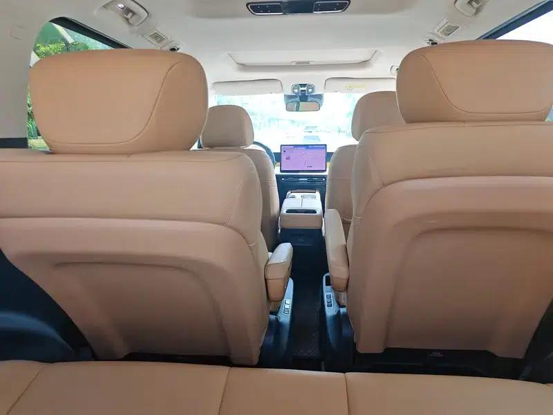 Trumpchi E8 PHEV 2024 2.0ATK 150km MAX Edition — миниатюра 11