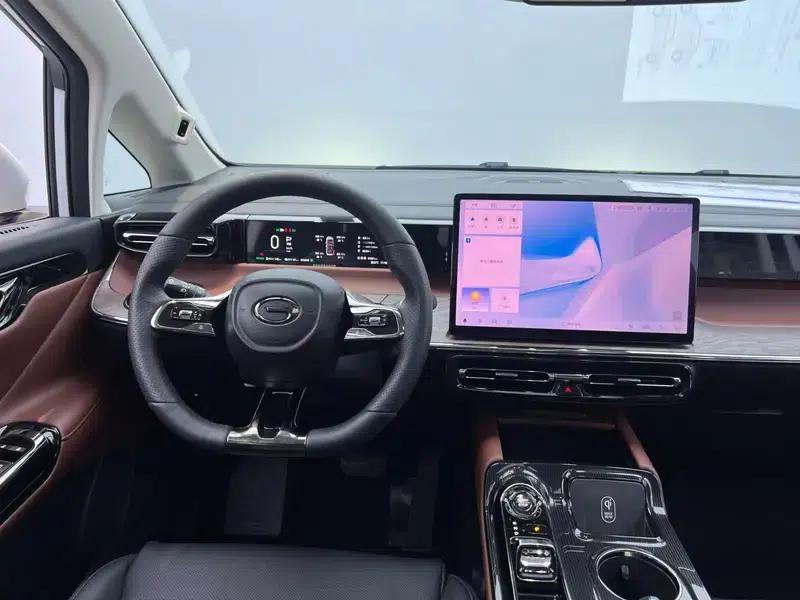 Trumpchi E8 PHEV 2024 model 2.0ATK 150km MAX+ — миниатюра 22