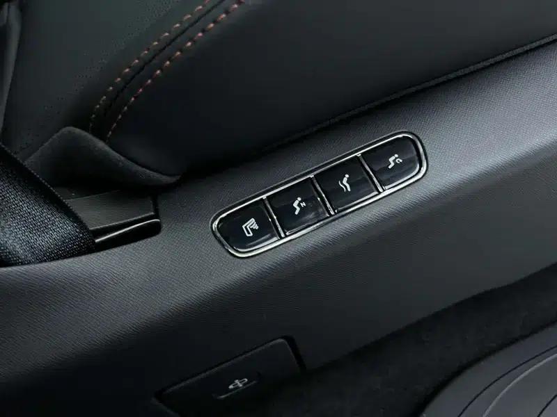 Trumpchi E8 PHEV 2024 model 2.0ATK 150km MAX+ — миниатюра 10