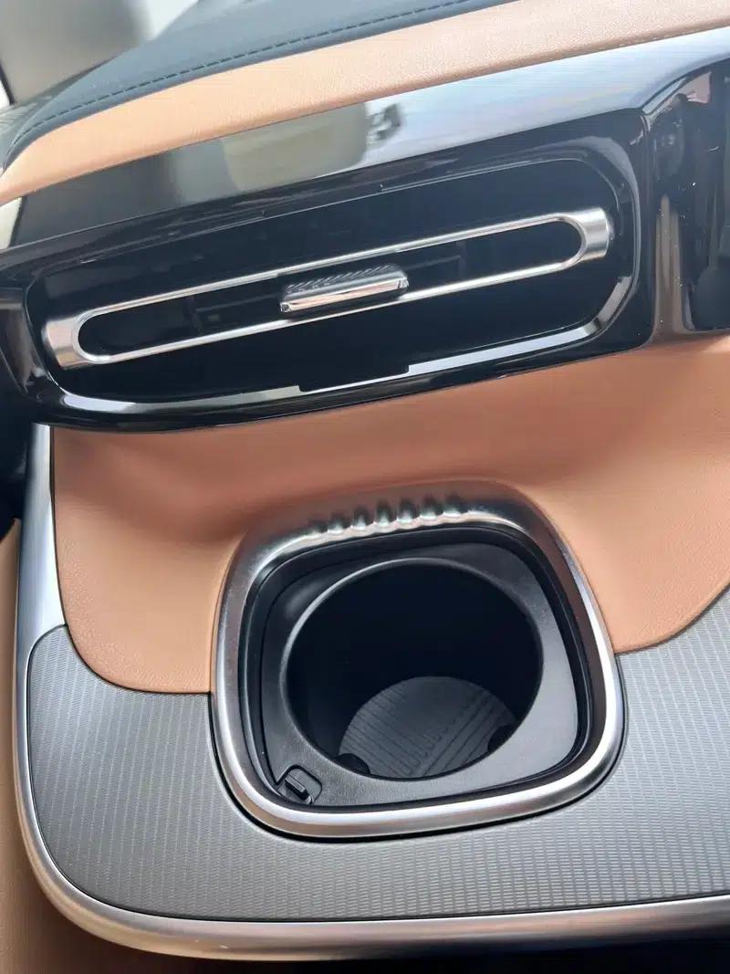 Trumpchi E8 PHEV 2024 2.0ATK 150km PRO Edition — миниатюра 16