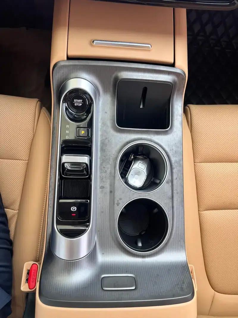 Trumpchi E8 PHEV 2024 2.0ATK 150km PRO Edition — миниатюра 20