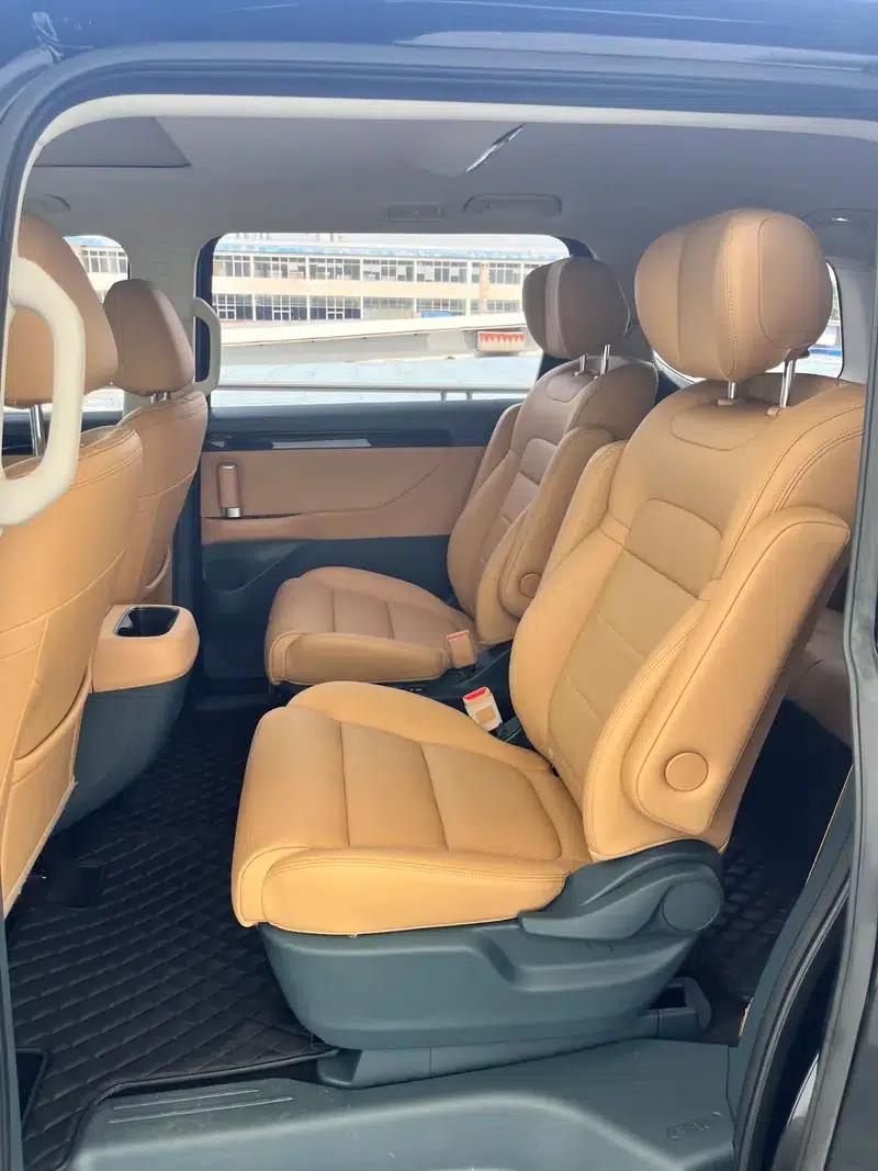 Trumpchi E8 PHEV 2024 2.0ATK 150km PRO Edition — миниатюра 24
