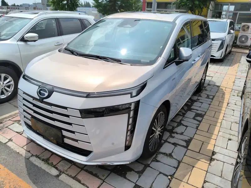 Trumpchi E8 PHEV 2024 model 2.0ATK 150km MAX+ — миниатюра 1