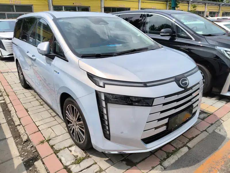 Trumpchi E8 PHEV 2024 model 2.0ATK 150km MAX+ — миниатюра 3