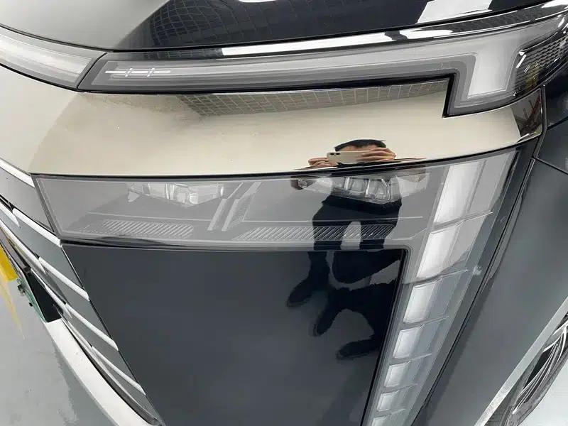 Trumpchi E8 PHEV 2024 2.0ATK 150km Dragon Night Edition — миниатюра 12