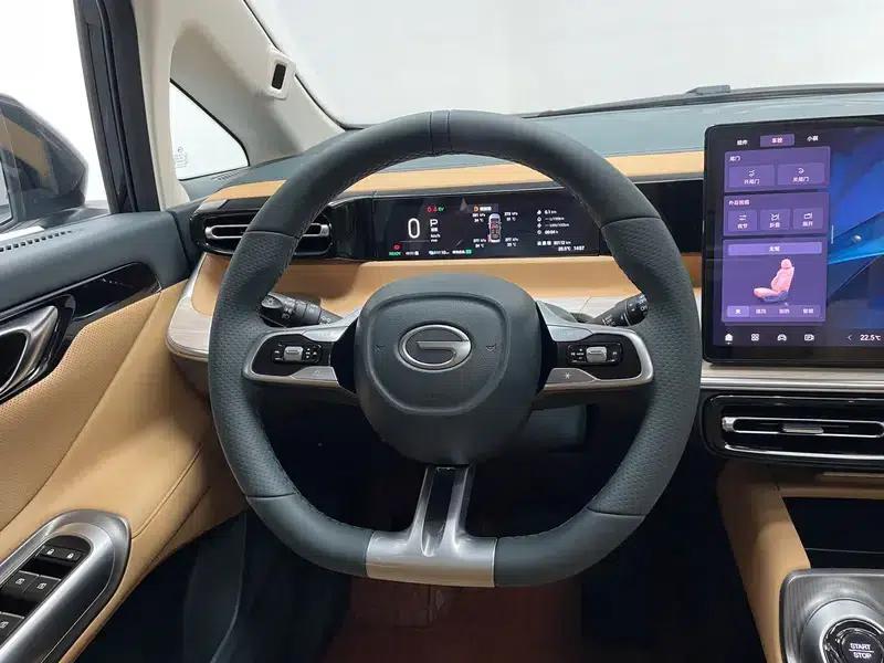 Trumpchi E8 PHEV 2024 2.0ATK 150km Dragon Night Edition — миниатюра 16