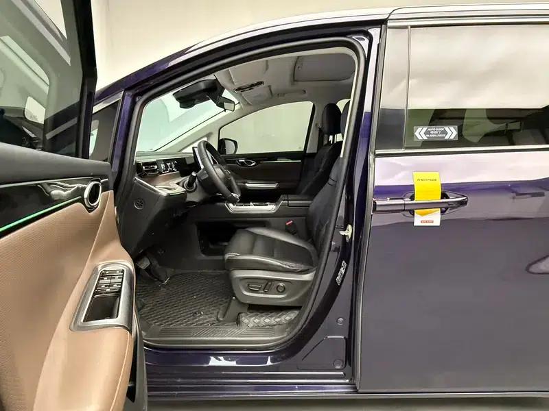 Trumpchi E8 PHEV 2024 2.0ATK 150km MAX Edition — миниатюра 17
