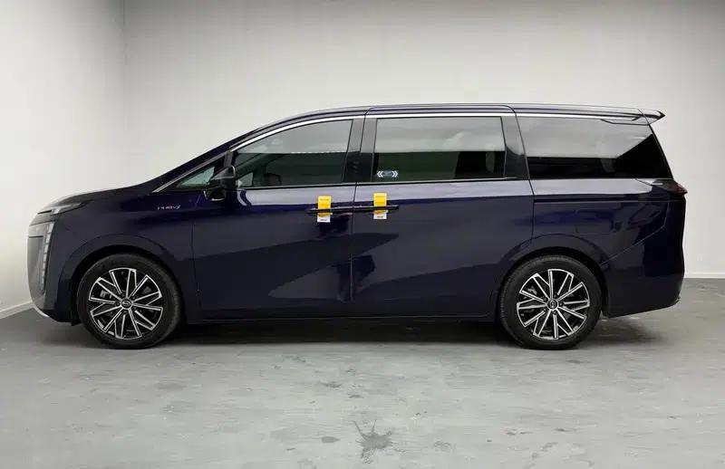 Trumpchi E8 PHEV 2024 2.0ATK 150km MAX Edition — миниатюра 4