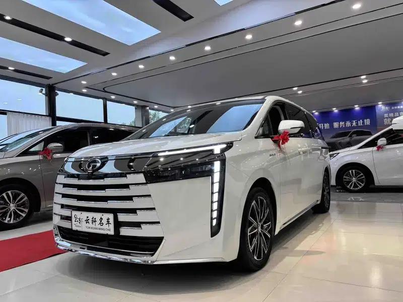 Trumpchi E8 PHEV 2024 2.0ATK 150km MAX Edition — миниатюра 1