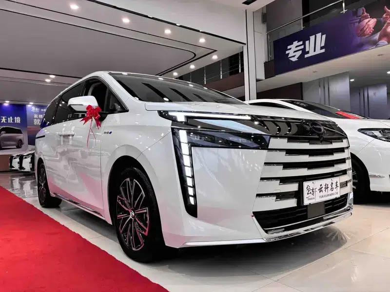 Trumpchi E8 PHEV 2024 2.0ATK 150km MAX Edition — миниатюра 3