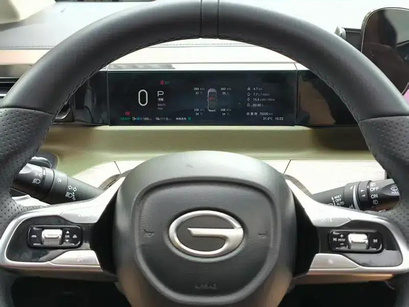 Trumpchi E8 PHEV 2024 2.0ATK 150km MAX Edition — миниатюра 8