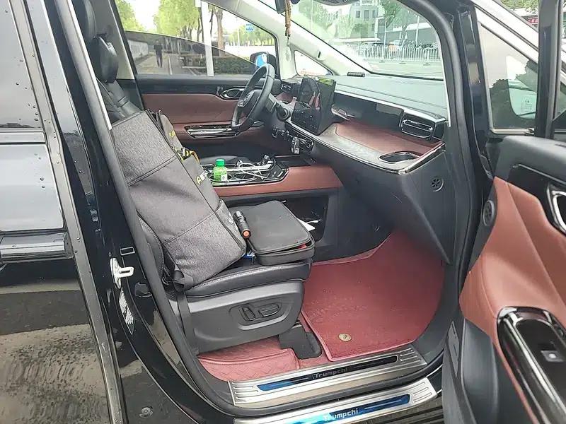 Trumpchi E8 PHEV 2024 model 2.0ATK 150km MAX+ — миниатюра 8