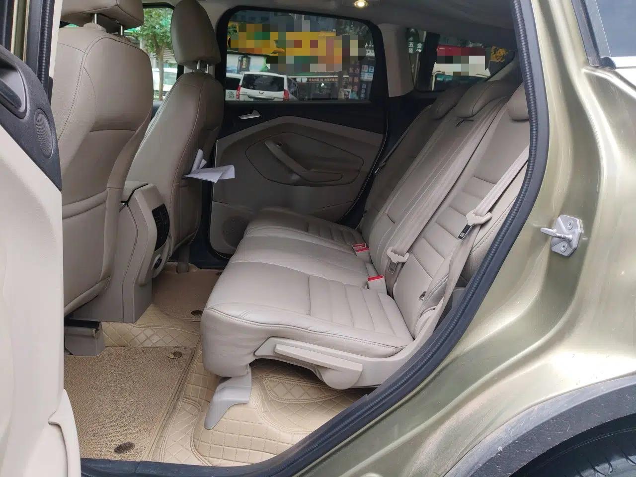 Ford Kuga 2013 2.0L GTDi Four-Wheel Drive Premium Model — миниатюра 17