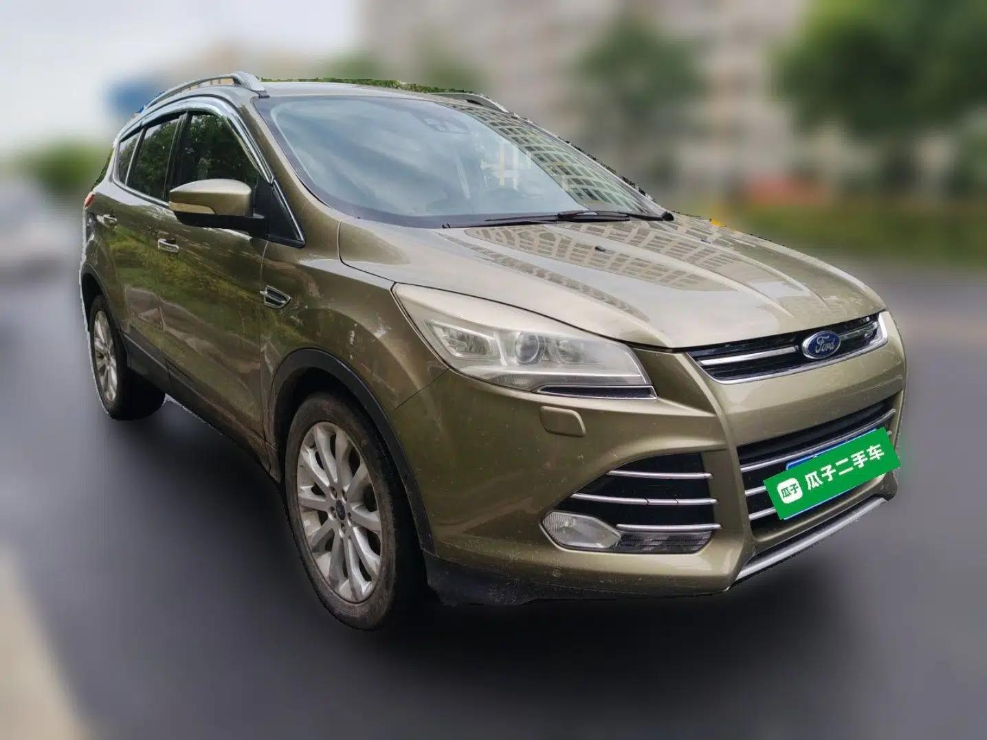 Ford Kuga 2013 2.0L GTDi Four-Wheel Drive Premium Model — миниатюра 3
